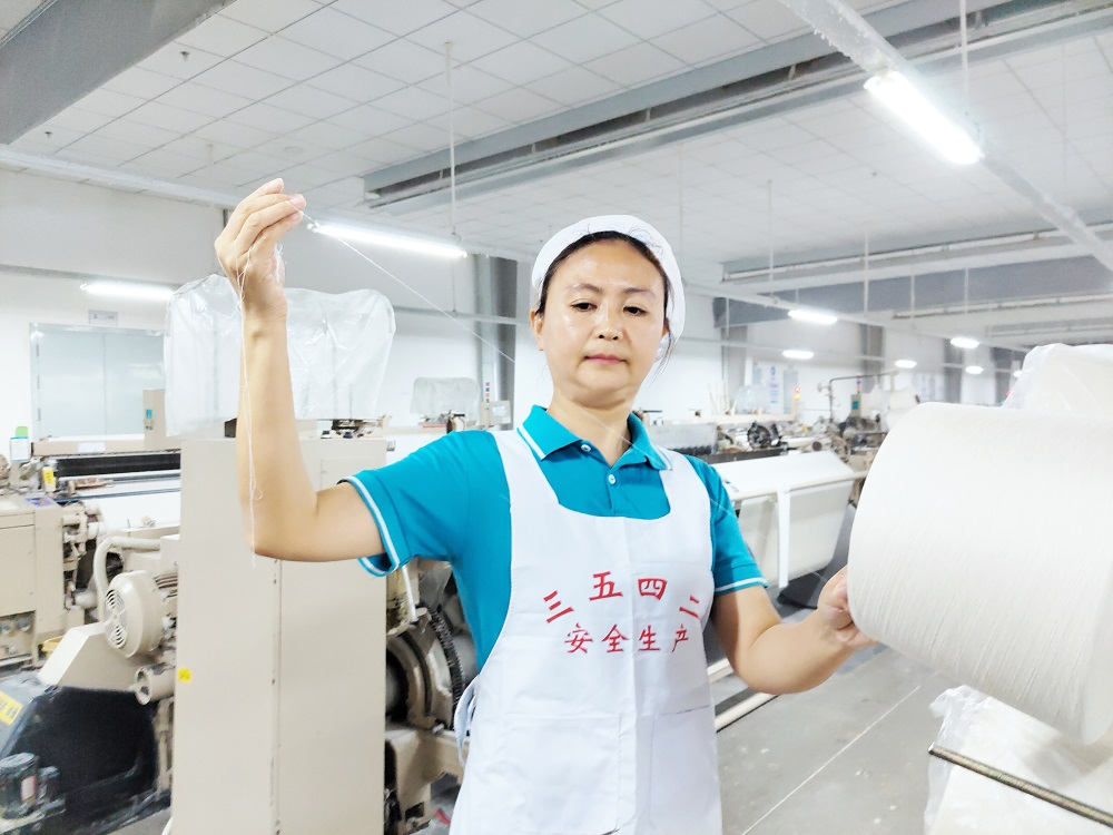 际华3542：礼遇劳模强根基 选树培育聚合力